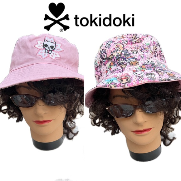 tokidoki Accessories - 🐱Tokidoki Sakura Celebration Bucket Hat | Reversible | Hello Kitty and Friends